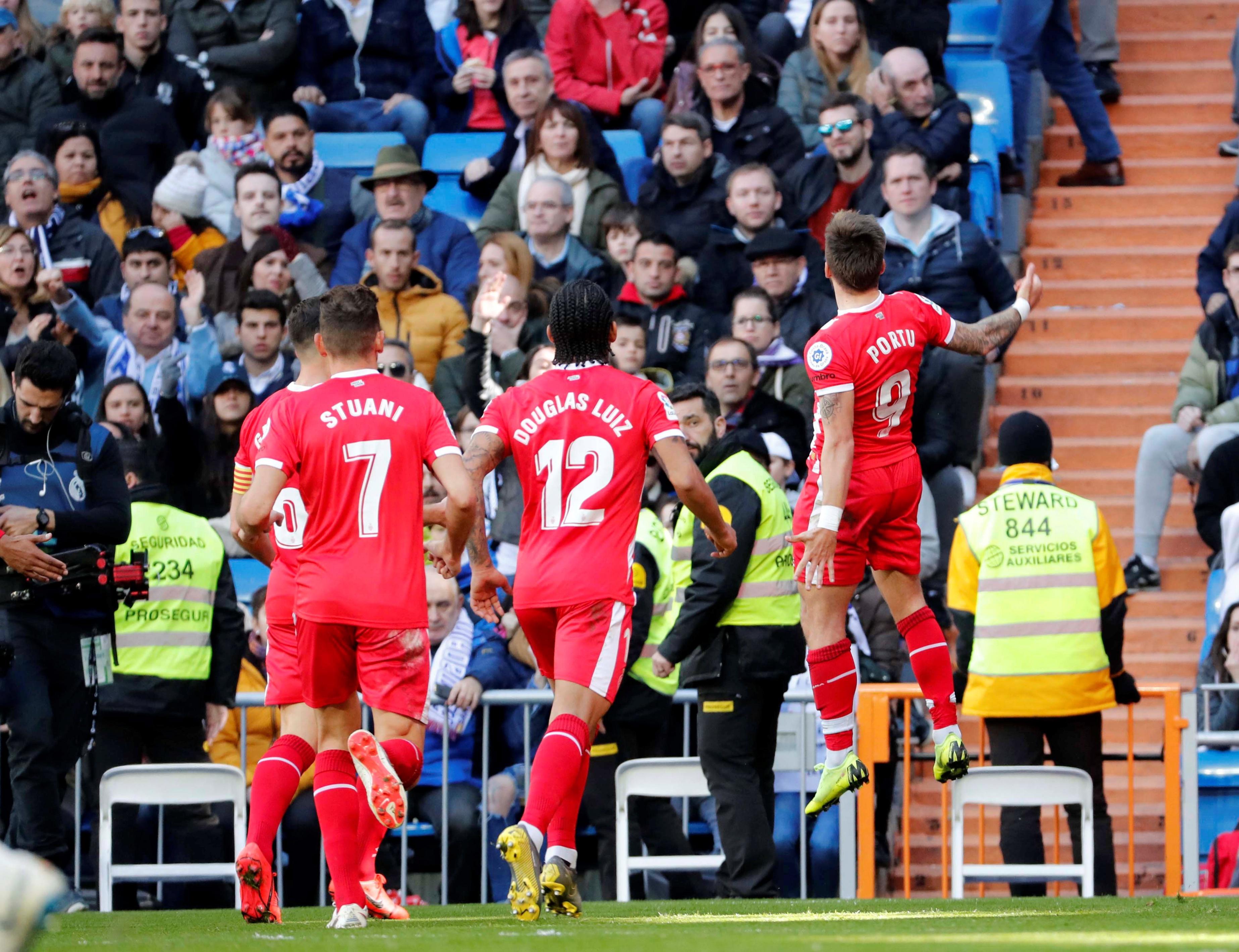 击领先位置 击领先位置